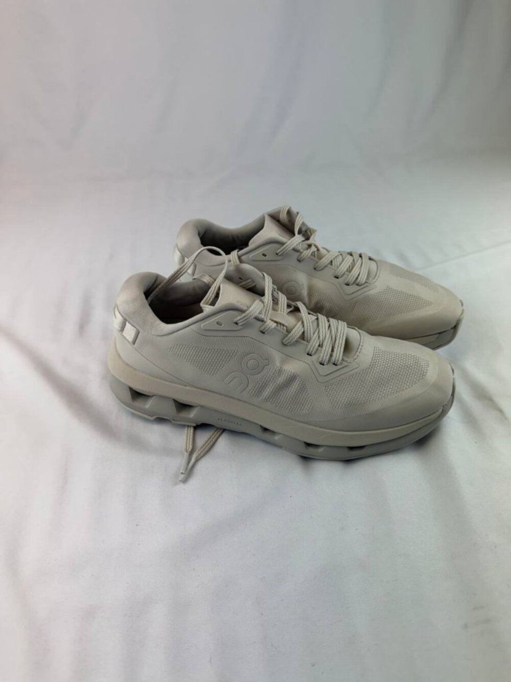 On Running Cloudzone Peral Truffle Women Road Running Jogging Sz 9.5US